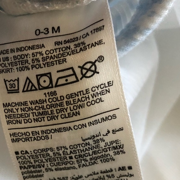 Boutique|Baby girl pastel chalk blue dress with ditsy floral print & tulle skirt - Picture 4 of 4